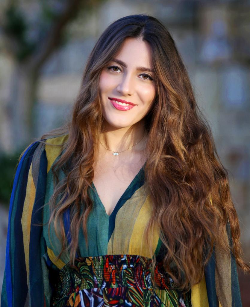 استعراض موسيقي أوبرالي بعنوان بنات هذا الجدول العتيق 